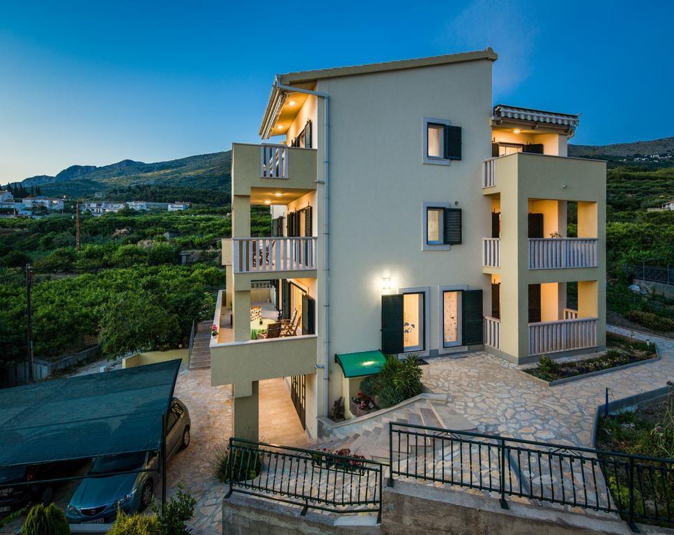 Apartments Leon Подстрана Экстерьер фото